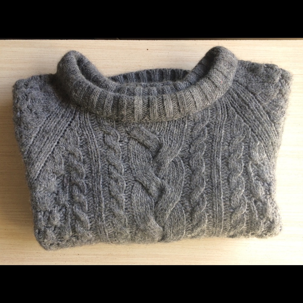 Banana republic chunky knit cropped sweater